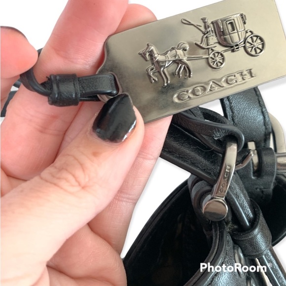 Coach Leather Studded Black Leather Shoulder Bag RARE Unique - Picture 2 of 6